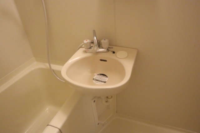 レオ五番館の内装写真