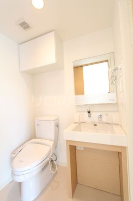 プラウドフラット鶴見IIのトイレ写真