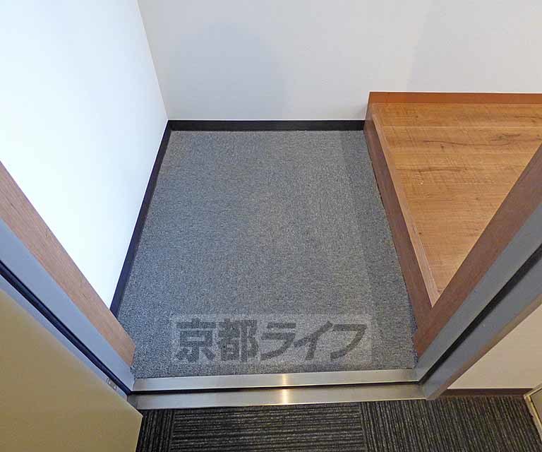 玄関　十分な広さがあります。