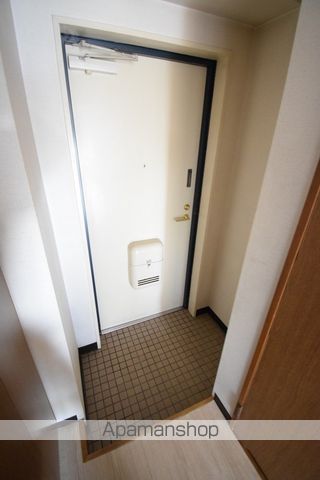 ＪＲ山陽本線 海田市駅 徒歩11分 8階建 築33年の玄関写真