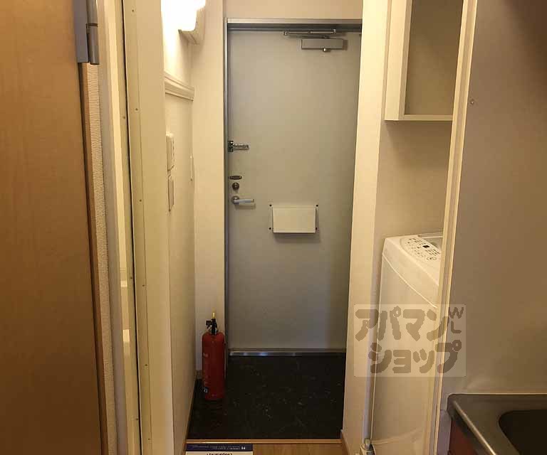レオパレスUrban桂坂の玄関写真