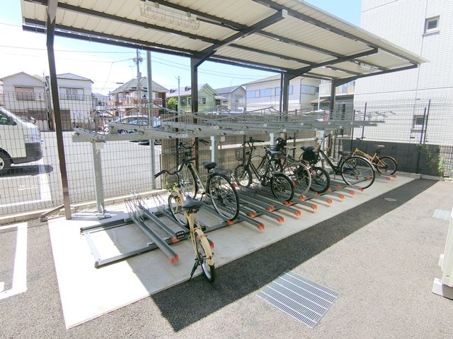 その他共有部分　ラック式の駐輪場