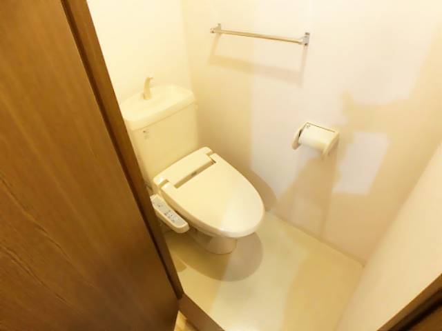 にこにこ館のトイレ写真