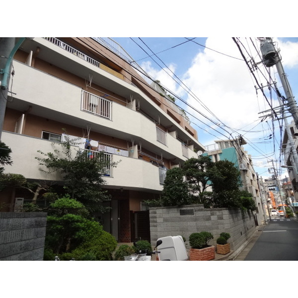 佐藤第二マンションの外観写真