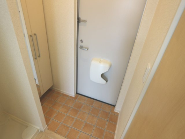 玄関　同型モデル写真