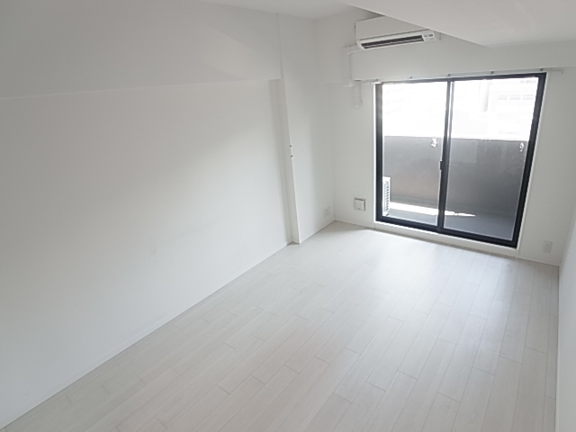 S-RESIDENCE神戸磯上通の内装写真