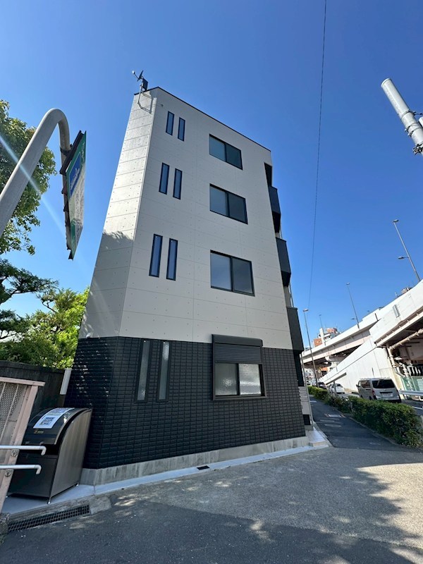 東武伊勢崎線 五反野駅 徒歩12分 築2年