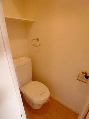 トイレ　※同物件別部屋参考画像