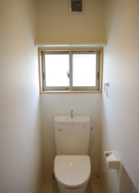 にれの木荘のトイレ写真