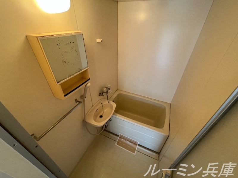 アイランドハイツ桑間B棟の風呂写真
