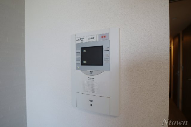 セキュリティ　モニター付きインターホンです