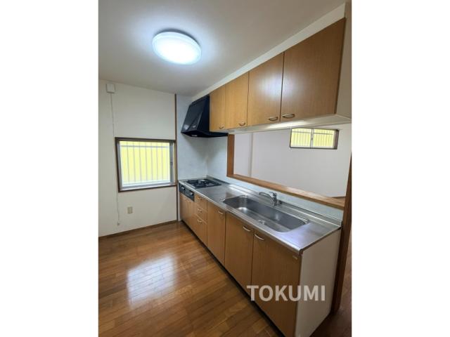 ＪＲ山陽本線 小月駅 徒歩11分 2階建 築51年のキッチン写真