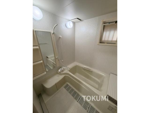 ＪＲ山陽本線 小月駅 徒歩11分 2階建 築51年の風呂写真