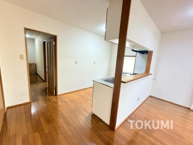 ＪＲ山陽本線 小月駅 徒歩11分 2階建 築51年の居間写真
