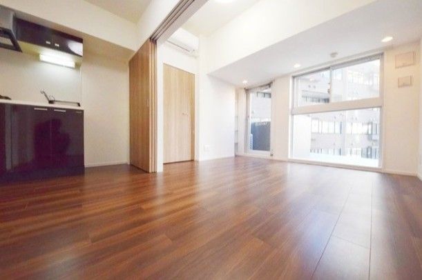 居室・リビング　参考写真：別部屋タイプ