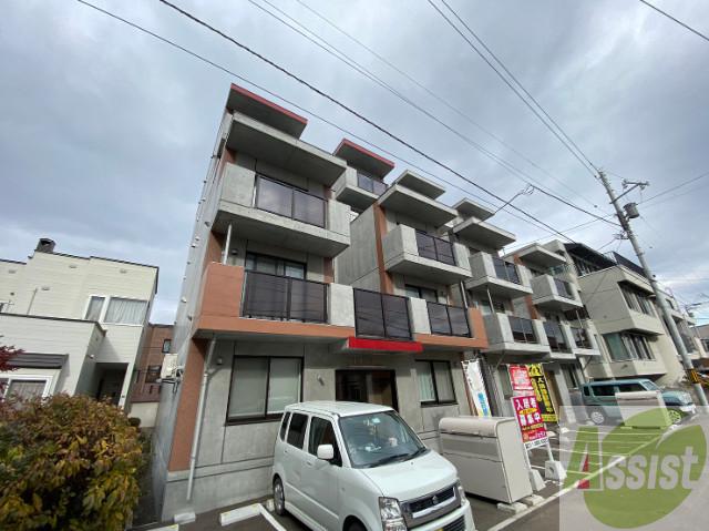 建物外観　札幌市中央区南十五条西「グラン・ルッカ伏見」