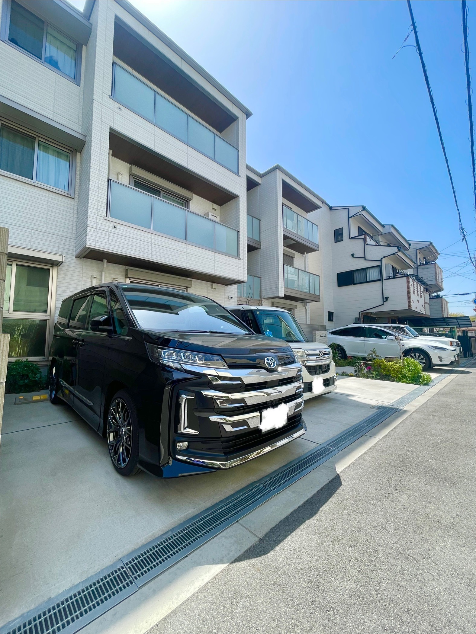 駐車場　駐車場