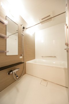 バス・シャワールーム　別部屋参考写真