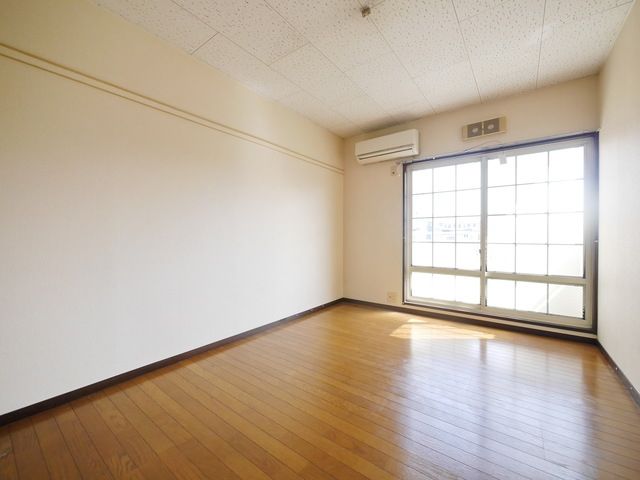 居室・リビング　★お部屋探しはタウンハウジング稲田堤店まで★