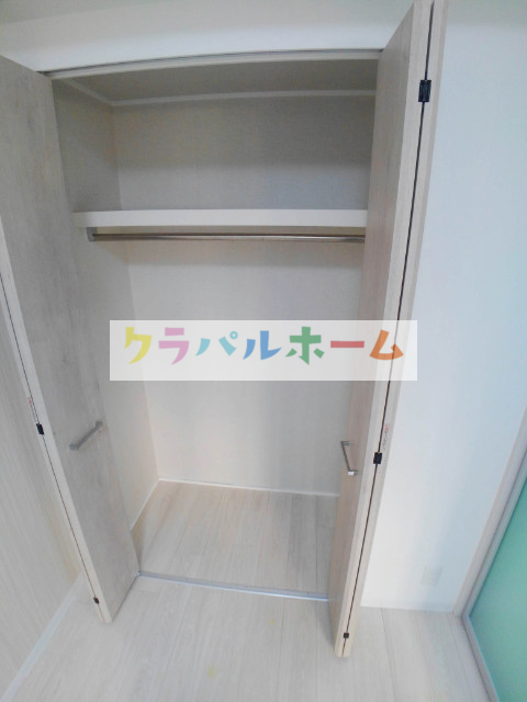 収納　洋室クローゼット