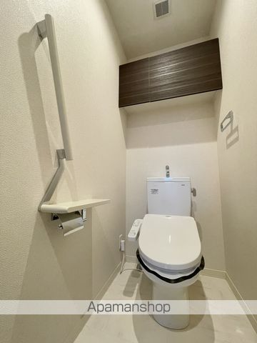 ＪＲ関西本線 久宝寺駅 徒歩7分 3階建 築3年のトイレ写真