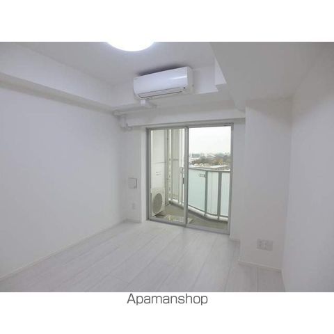 B CITY APARTMENT NAKANO EASTの居間写真