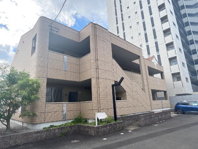 建物外観　外観写真（昼）