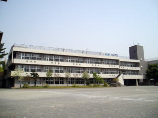 小学校　青梅市立霞台小学校（小学校）まで400m