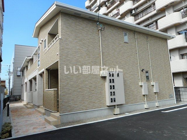 愛媛県新居浜市若水町２（アパート）の賃貸物件の外観