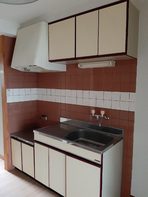 キッチン　2021年5月撮影※現況を優先致します。