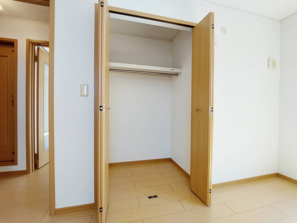 収納　クローゼット