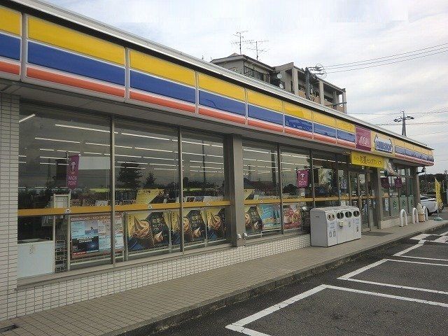 【岐阜市水海道のアパートのコンビニ】