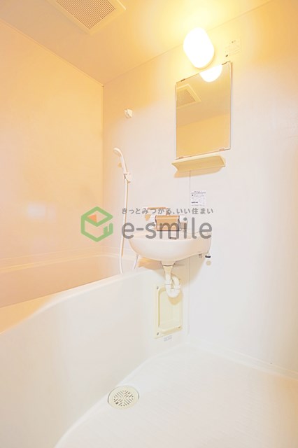 バス・シャワールーム　お風呂です
