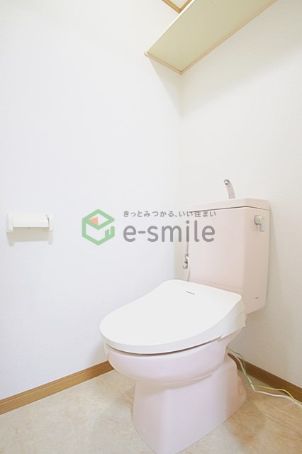 トイレ　落ち着いたトイレです