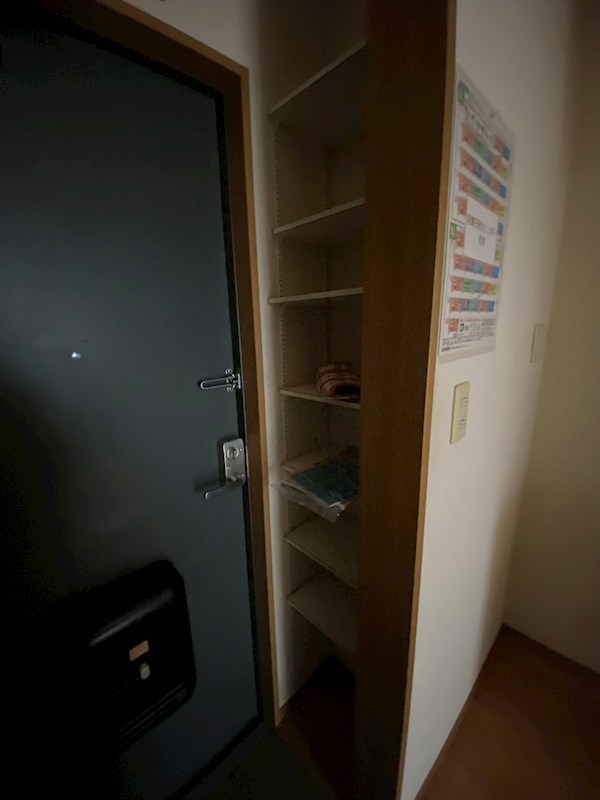 玄関　シューズボックス