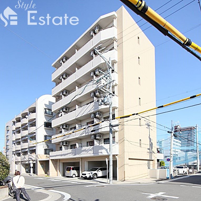 名古屋市瑞穂区土市町のマンションの建物外観