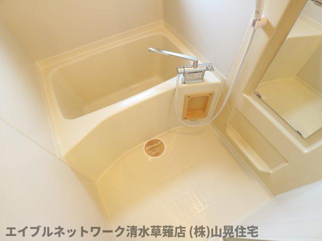 バス・シャワールーム　日々の疲れを癒すお風呂付です