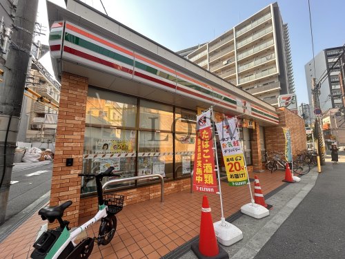 【大阪市北区堂山町のマンションのコンビニ】