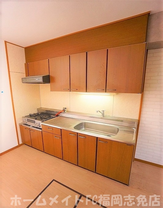 【糟屋郡粕屋町戸原西のマンションのキッチン】