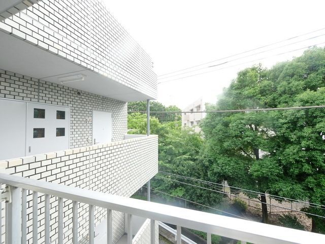 【川崎市麻生区万福寺のマンションの眺望】