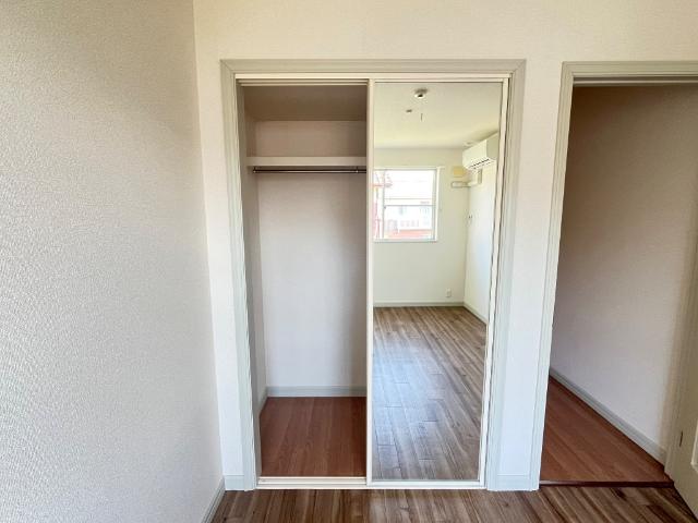 収納　北側洋室収納