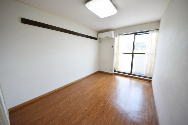 居室・リビング　★光の入る明るいおへや★