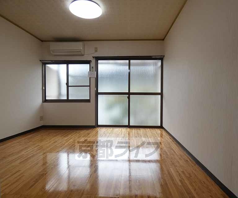 居室・リビング　きれいな室内です