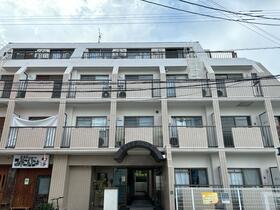 地下鉄七隈線/別府駅 バス2分 (バス停)荒江四角 歩2分