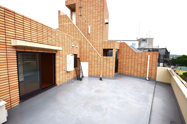 バルコニー　～バルコニーひろーーーいっ～