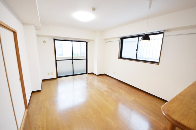 居室・リビング　～家族団らん～