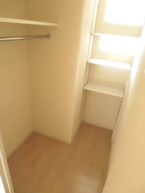 収納　ウォークインクローゼット完備