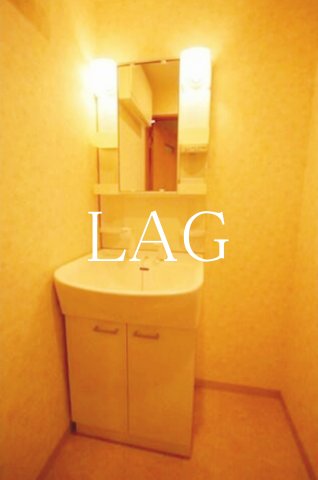 洗面設備　洗面台です。