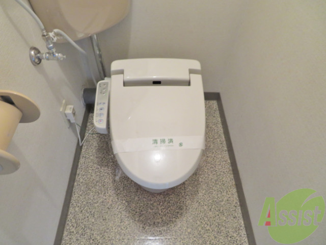 トイレ　トイレになります各機能付きで快適にお使いいただけます。