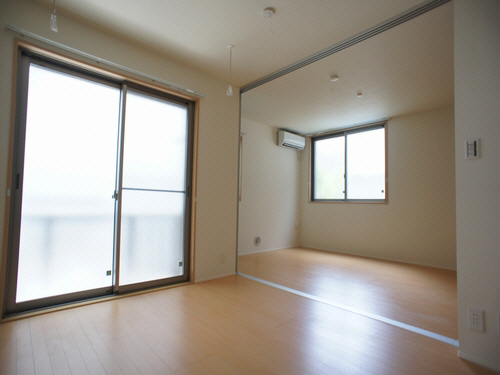 その他設備　天井に室内物干し(ホスクリーン)付き♪